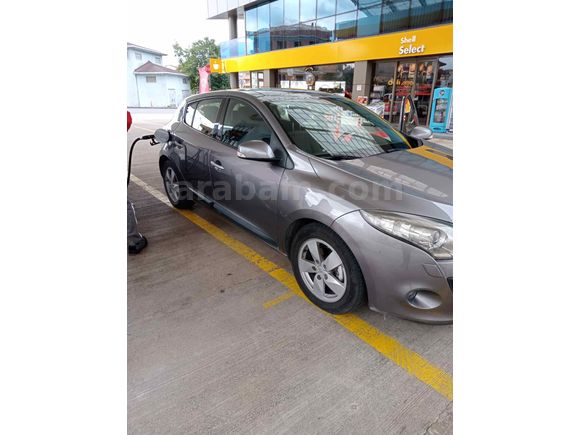Sahibinden Renault Megane 1.5 dCi Dynamique 2010 Model 