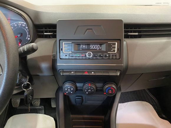 otomobil Renault Clio 1.0 SCe Joy