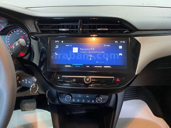 otomobil Opel Corsa 1.2 T Edition AT8