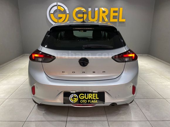 otomobil Opel Corsa 1.2 T Edition AT8