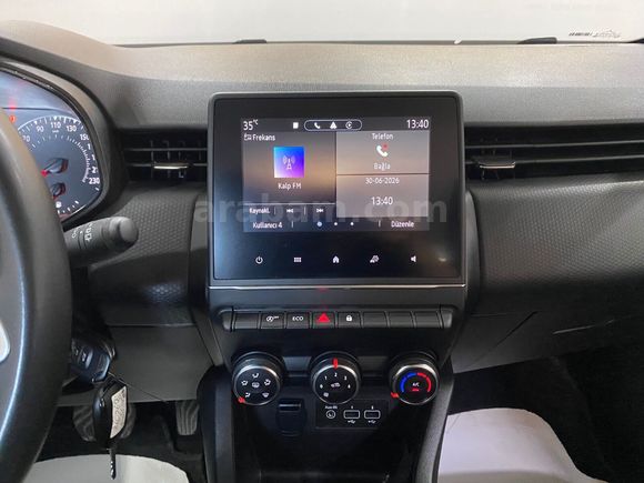 otomobil Renault Clio 1.0 TCe Touch X-Tronic