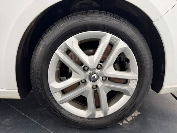 Renault Yetkili Bayi Günerlerden Megane