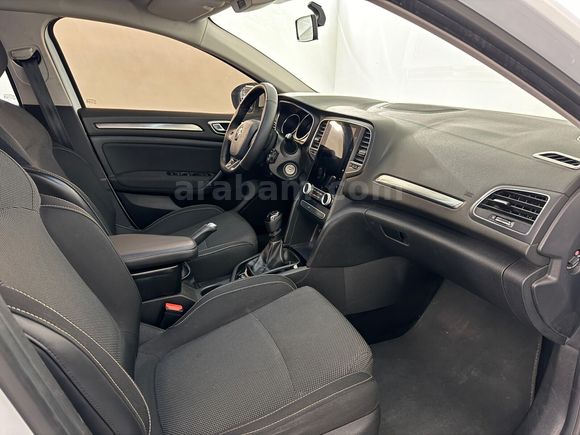 Renault Yetkili Bayi Günerlerden Megane