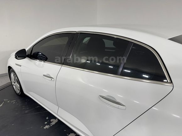 Renault Yetkili Bayi Günerlerden Megane