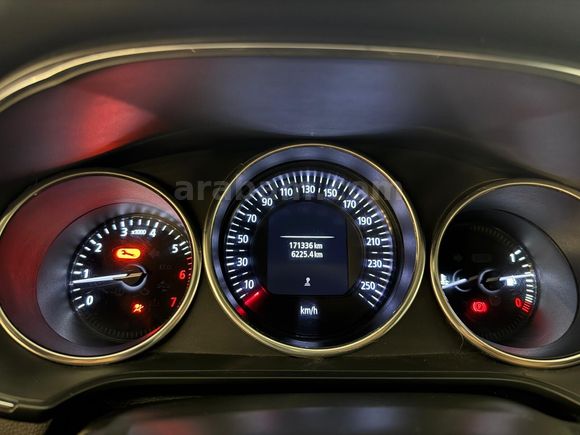 Renault Yetkili Bayi Günerlerden Megane