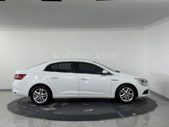 Renault Yetkili Bayi Günerlerden Megane