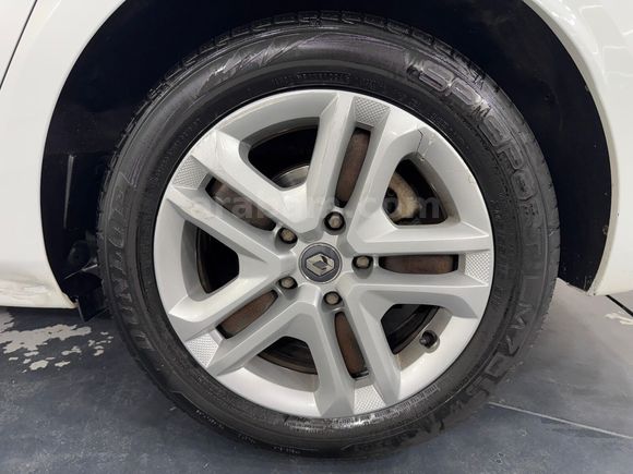 Renault Yetkili Bayi Günerlerden Megane