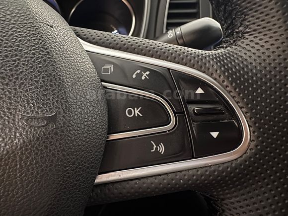 Renault Yetkili Bayi Günerlerden Megane