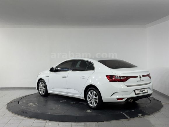 Renault Yetkili Bayi Günerlerden Megane