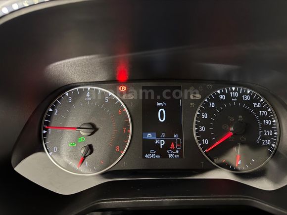 Renault Yetkili Bayi Günerlerden Clio