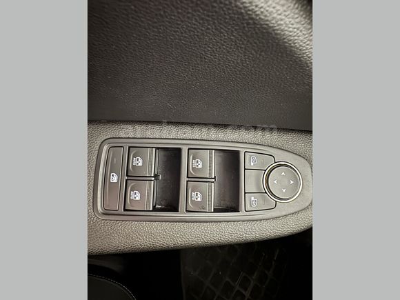 Renault Yetkili Bayi Günerlerden Clio