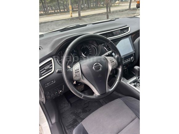 Sahibinden Nissan Qashqai 1.2 DIG-T Tekna Sky Pack 2015 Model 