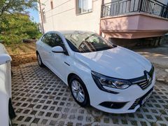SAHİBİNDEN TEMİZ MEGANE 4 TOUCH PAKET 18 ÇIKIŞLI BAKIMLARI YENİ DÜŞÜK KM