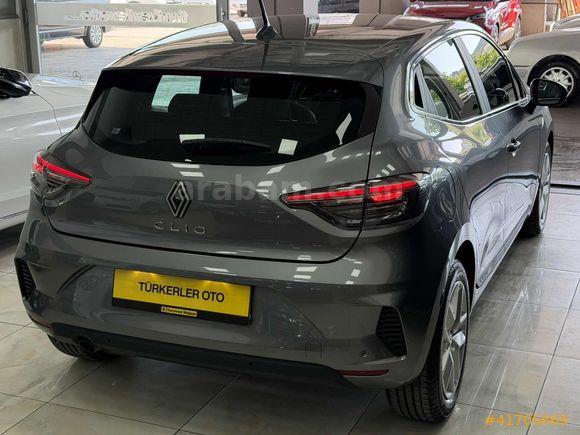 ORJİNAL 2025 RENAULT CLİO EVOLUTİON X-TRONİC