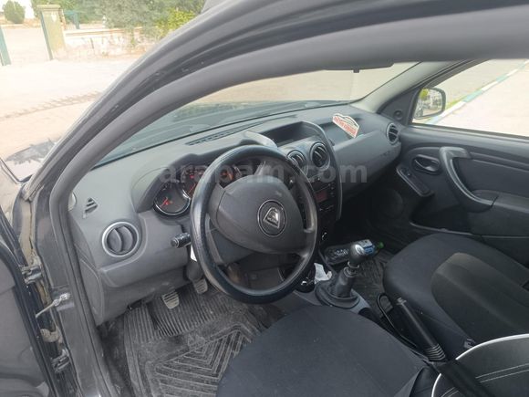 Otomobil ruhsatlı Sahibinden Dacia Duster 1.5 dCi Laureate 2016 Model