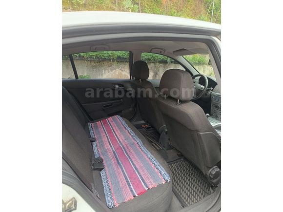Sahibinden Opel Astra 2013 model degişensiz otomatik