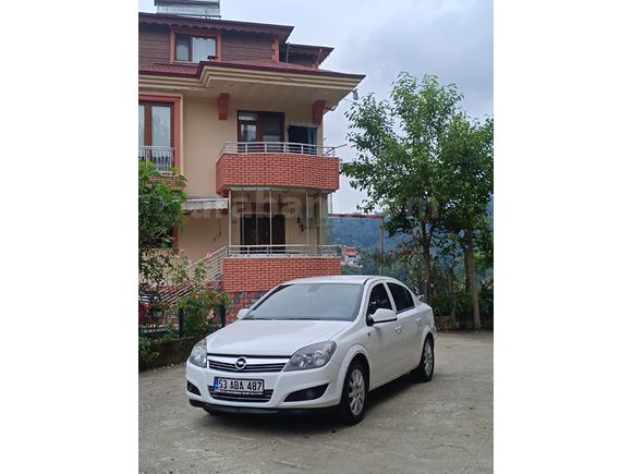 Sahibinden Opel Astra 2013 model degişensiz otomatik