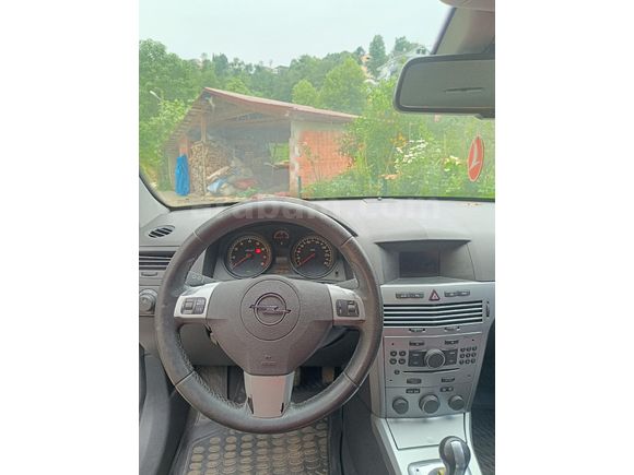 Sahibinden Opel Astra 2013 model degişensiz otomatik
