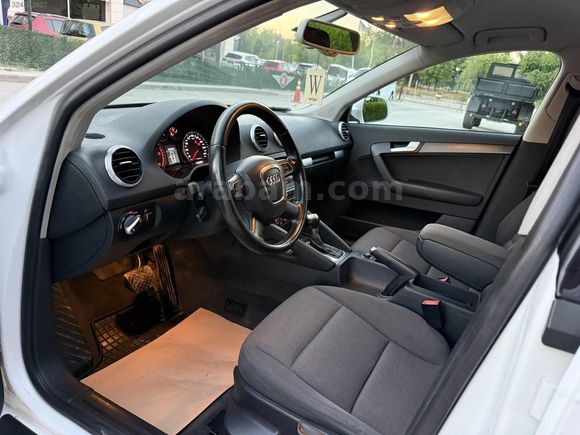 GALERİ YC 2013 AUDİ A3 1.6 TDI OTOMATİK