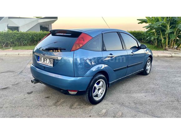 Galeriden Ford Focus 1.6 Ghia 2000 Model Antalya