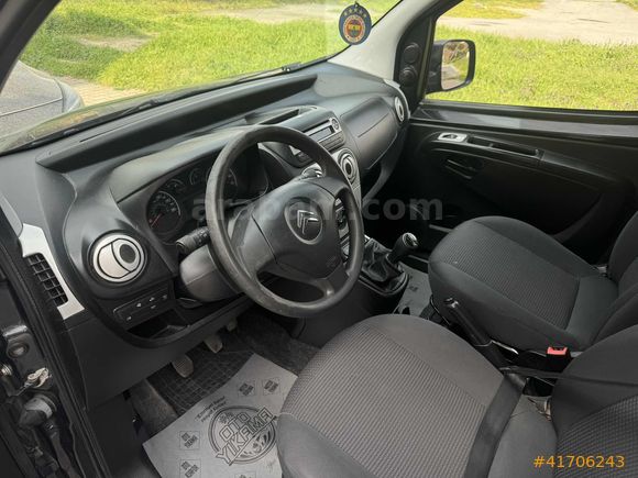 2015 MODEL 177 KM DE ÇİFT SÜRGÜ KLİMALI TEMİZ NEMO