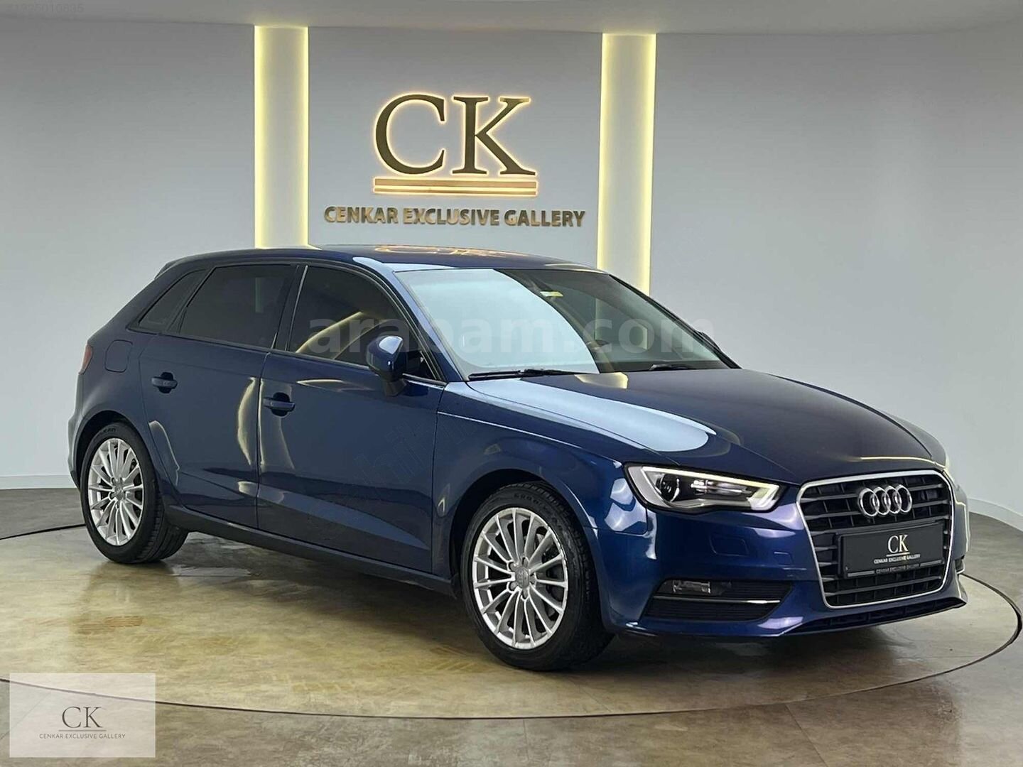 Galeriden Audi A3 Sportback 1.6 TDI Ambition 2013 Model Ankara 256.000 km Mavi 3