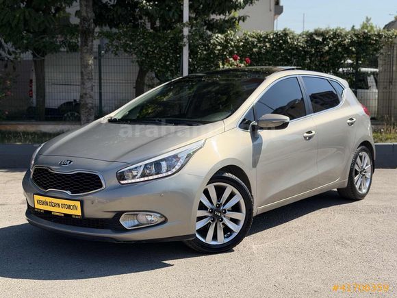 2013 MODEL CEED 62.000 KM HATASIZ BOYASIZ KAYITSIZ CAM TAVANLI