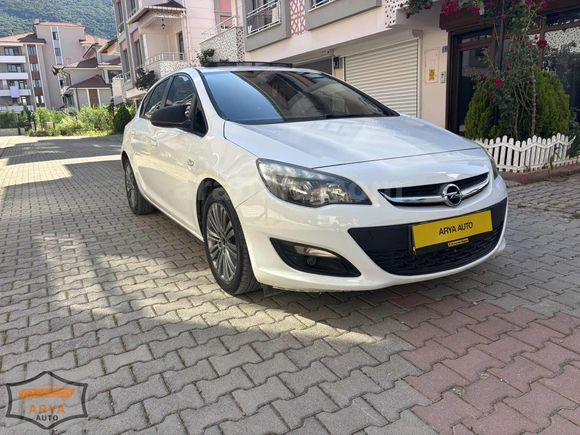ARYA AUTO DAN HATASIZ BOYASIZ TRAMERSİZ HB OTOMATİK 111 bin KM