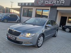 2011 OTOMATİK İÇİ BEJ FULL+FULLL ELK-KOLTUK-XENON-OTM PARK ELGNC