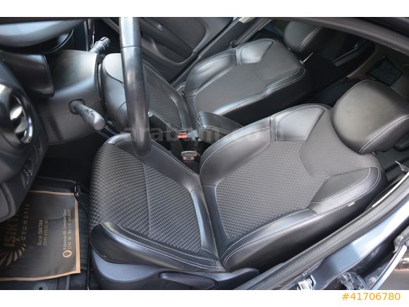 2019/İCON/TİTANİUM GREY/1.5 dCi/EDC