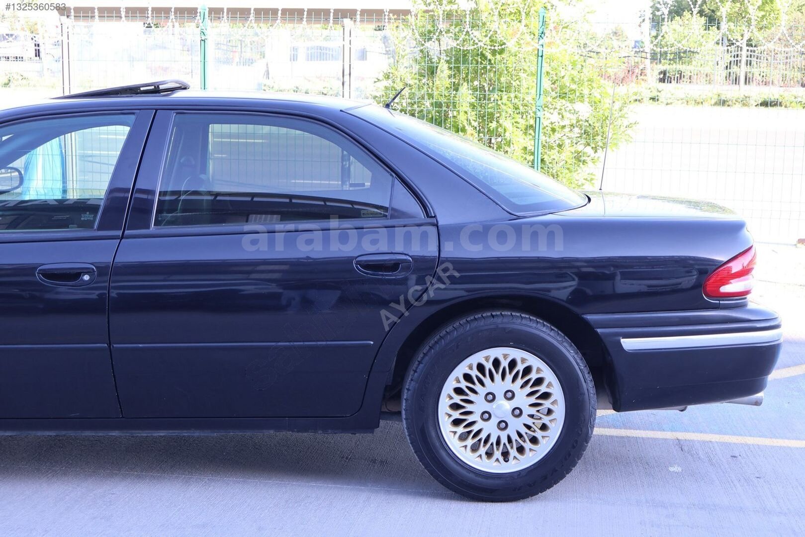 Galeriden Chrysler Concorde 3.5 1997 Model Ankara 113.900 km Siyah 6