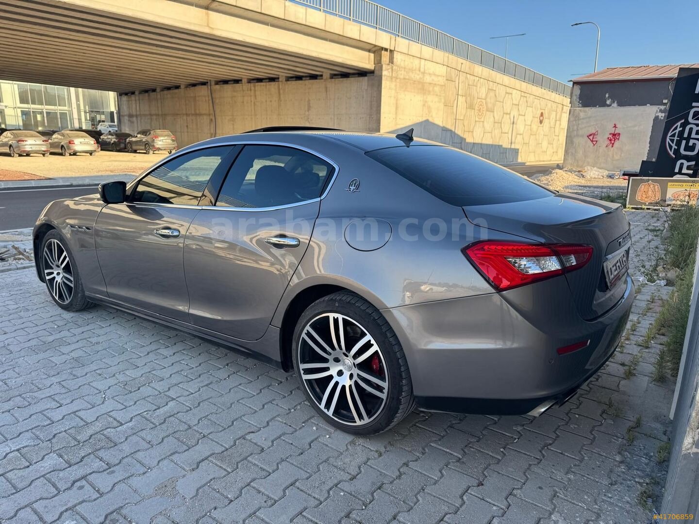 Galeriden Maserati Ghibli 3.0 2015 Model Hatay 182.000 km Gri 6