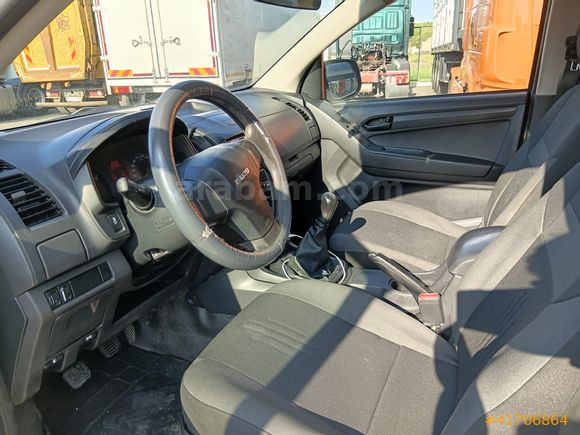 KOÇASLANLAR2'DEN ISUZU D-MAX 2.5 4x2 PİCK UP KLİMALI 2013 MODEL