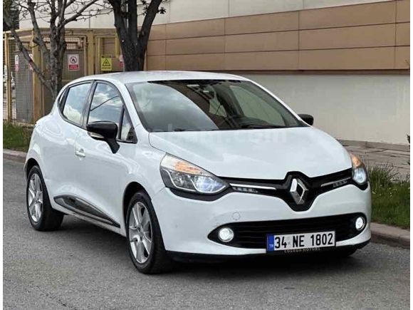 Renault Clio 1.5 dCi Touch 2015 Model  otomatik