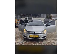 2012 OPEL ASTRA 1.6 OTOMATİK ESSENTİA TEMİZ BAKIMLI ARACIMIZ