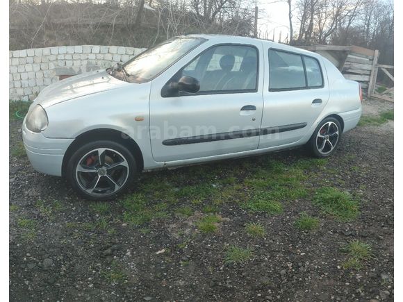 Sahibinden Renault Clio 1.4 RNA 2000 Model