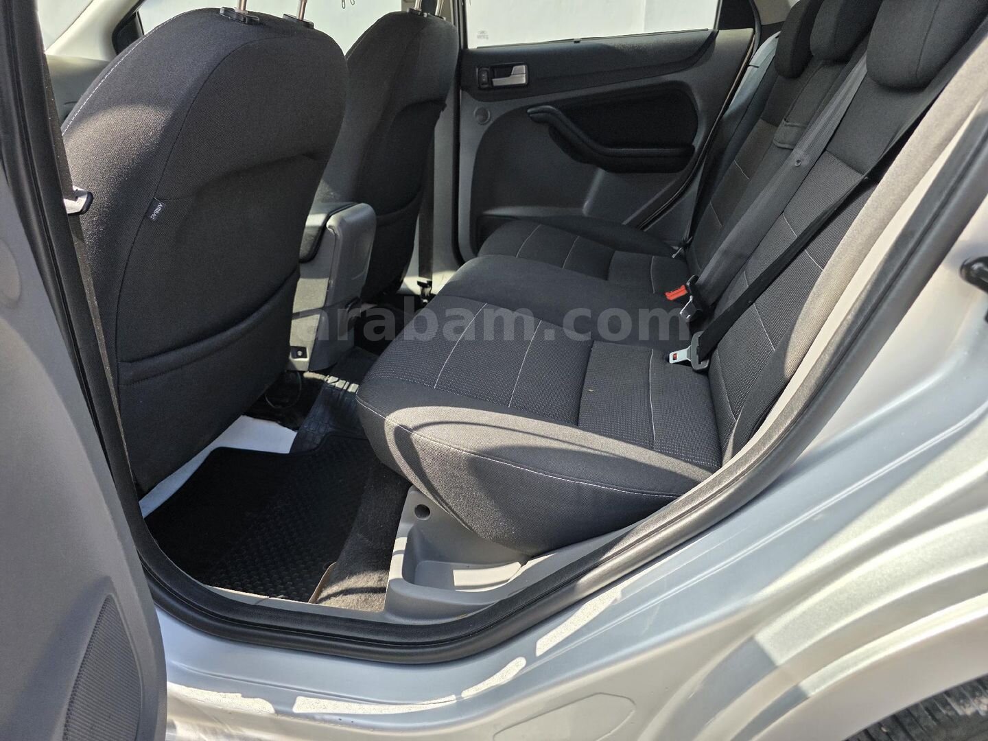 Galeriden Ford Focus 1.6 Ti-VCT Titanium 2011 Model Adana 188.000 km Gri (Gümüş) 4