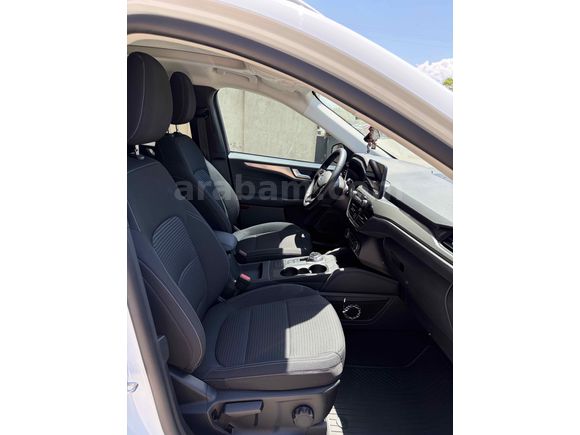 Sahibinden Ford Kuga 1.5 EcoBoost Titanium 2023 Model 