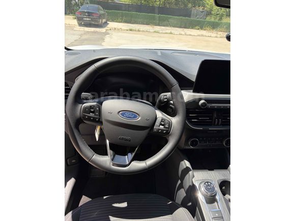 Sahibinden Ford Kuga 1.5 EcoBoost Titanium 2023 Model 