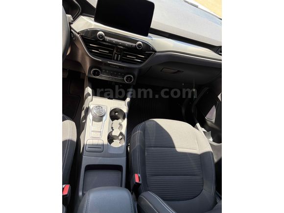 Sahibinden Ford Kuga 1.5 EcoBoost Titanium 2023 Model 