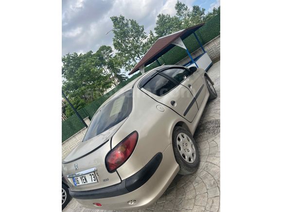 Sahibinden  TEMİZ BENZİNLİ AİLE ARACI