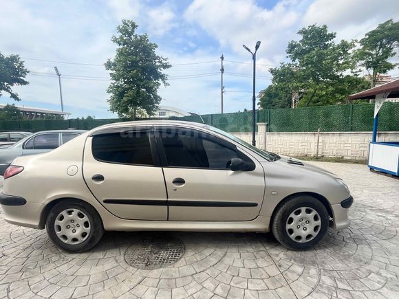 Sahibinden  TEMİZ BENZİNLİ AİLE ARACI