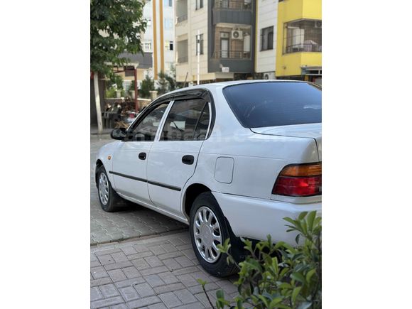 Klimalı Toyota Corolla 1.3 XE 1998 Model 