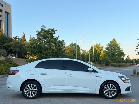 OTOMATİK FUL BAKİMLİ 1 PARCA KAPİ BOYA HARİCİ HATASİZ BOYASİZ MG