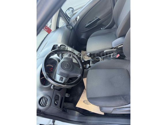 Sahibinden Opel Corsa 1.3 CDTI Color Edition 2012 Model 