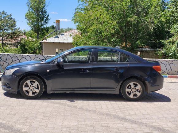 Chevrolet Cruze 1.6 LT Plus 2012 Model üste alacak şekilde takas olur