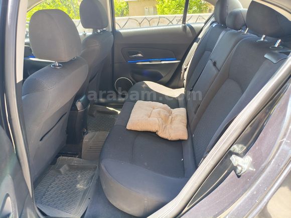 Chevrolet Cruze 1.6 LT Plus 2012 Model üste alacak şekilde takas olur