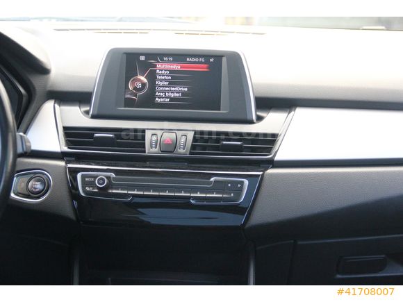 ENCAR'DAN 2014 BMW 218İ ACTİVE TOURER CAM TAVAN GERİ GÖRÜŞ XENON