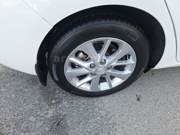 2013 AURİS 1.4 D4D DIESEL OTM CAM TAVAN PREMIUM KOLTK IST