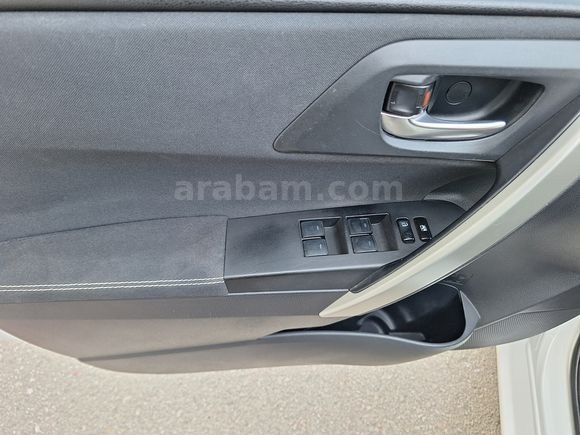 2013 AURİS 1.4 D4D DIESEL OTM CAM TAVAN PREMIUM KOLTK IST